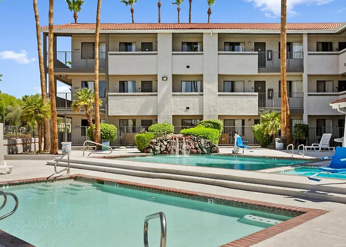6 Tempe, Az Elliot Road Hotel 3*
