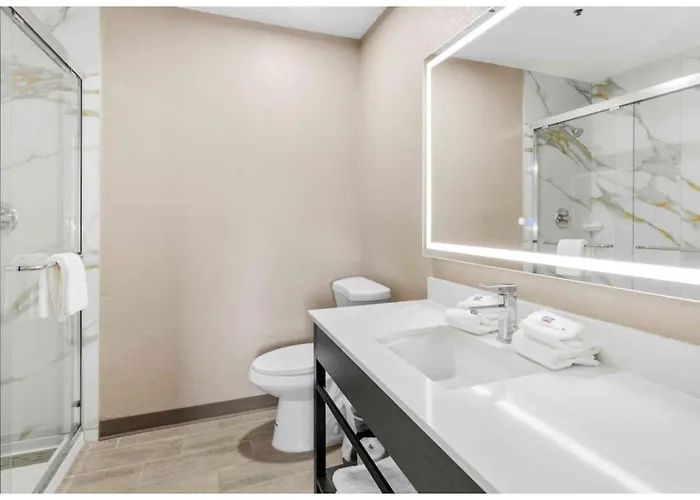 6 Tempe, Az Elliot Road Hotel 3*